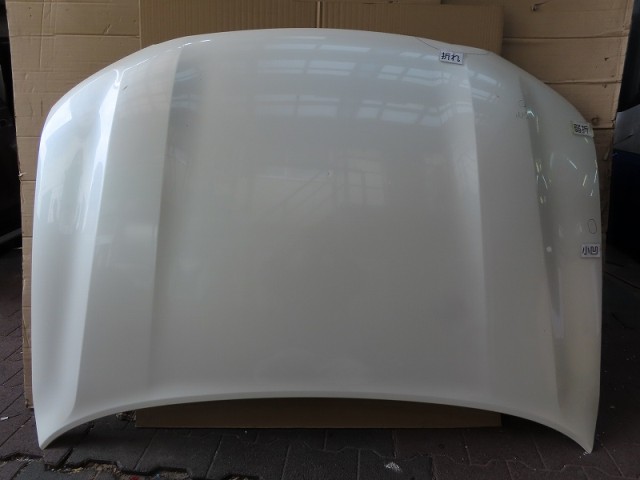 【中古】中古部品 ランドクルーザー UZJ200W ﾎﾞﾝﾈｯﾄﾌｰﾄﾞ 【3380050000-000038047010500】