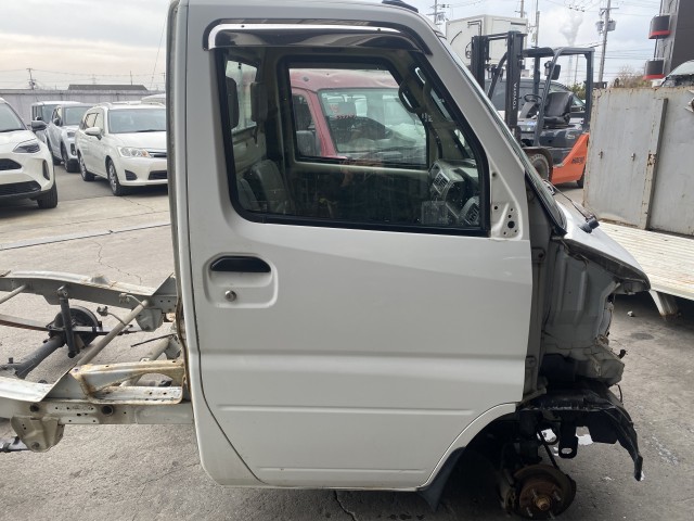 【中古】中古部品 ミニキャブ U61T 右ﾌﾛﾝﾄﾄﾞｱ 【3330660100-000026301713100】｜e-cleマート