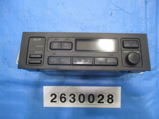 【中古】中古部品 ハイエース RZH101G A/Cｽｲｯﾁﾊﾟﾈﾙ 【3310040100-000263002860900】