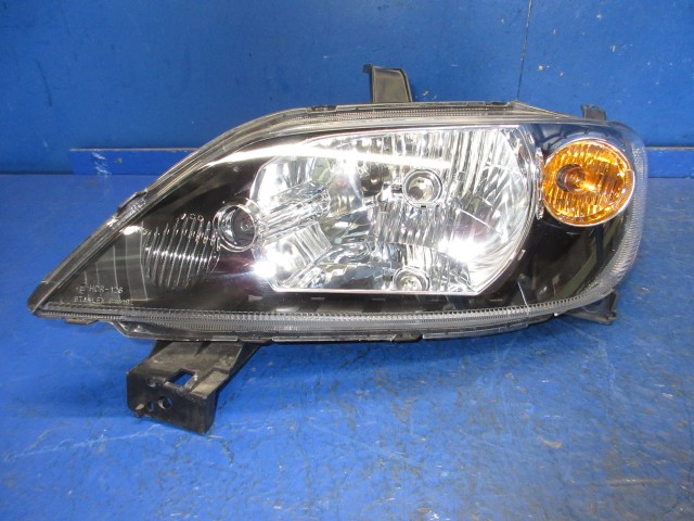 【中古】中古部品 デミオ DY3W 左ﾍｯﾄﾞﾗﾝﾌﾟ 【3310270100-000015236310900】