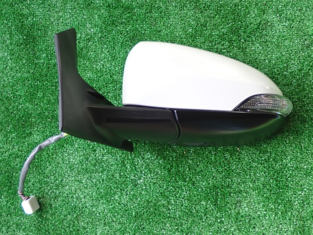 【中古】中古部品 アクア NHP10 左ｻｲﾄﾞﾐﾗｰ 【3330450100-260221000113600】