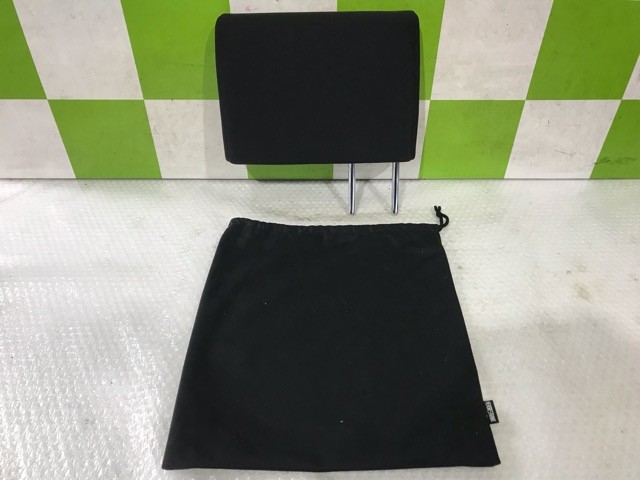 【中古】中古部品 ヴォクシー ZRR70G ﾍｯﾄﾞﾚｽﾄ 【3330530100-000005514877400】