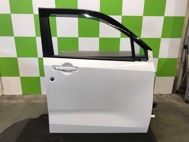【中古】中古部品 サクラ B6AW 右ﾌﾛﾝﾄﾄﾞｱ 【3330530100-000005511813100】
