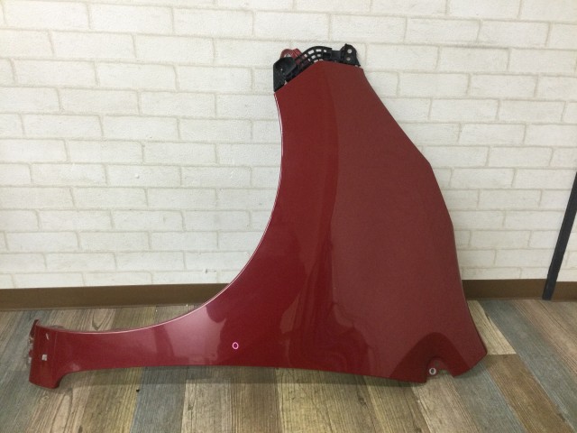【中古】中古部品 ワゴンＲ MH44S 左ﾌﾛﾝﾄﾌｪﾝﾀﾞｰ 【3330960100-000052646910700】