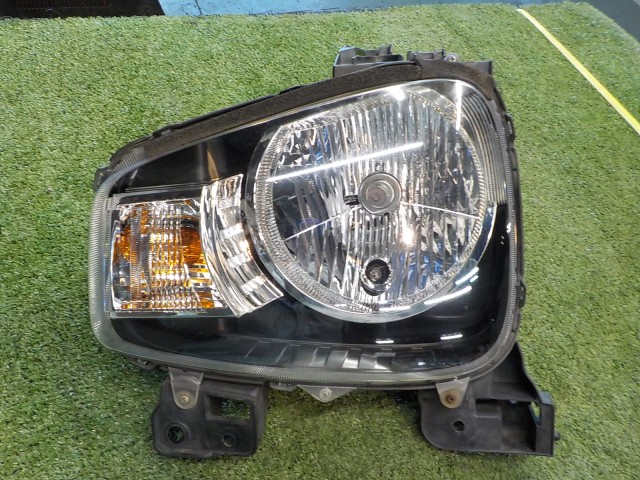 【中古】中古部品 アルト HA36S 左ﾍｯﾄﾞﾗﾝﾌﾟ 【3260200000-260219000310900】