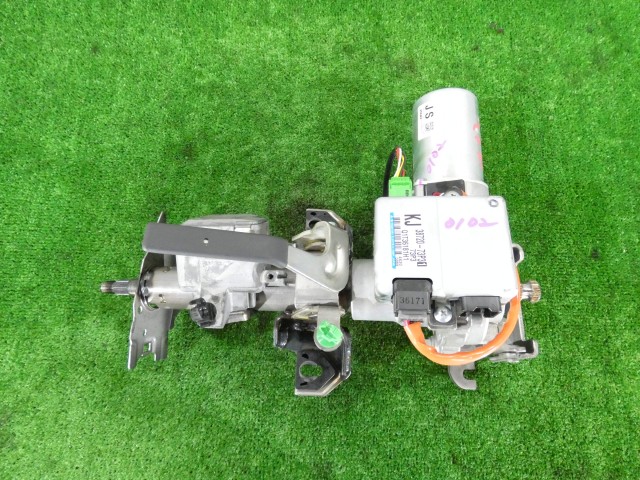 【中古】中古部品 ソリオ MA15S ｽﾃｱﾘﾝｸﾞｺﾗﾑ 【3260250000-000026010247140】