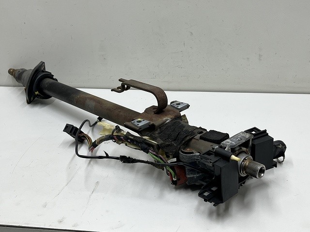【中古】中古部品 BMW Z3 CN22 ｽﾃｱﾘﾝｸﾞｺﾗﾑ 【3310070100-0000Y0751347140】