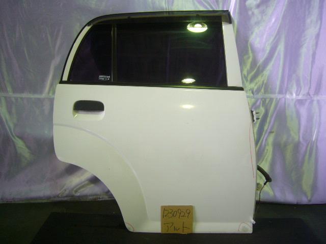 【中古】中古部品 アルト HA24V 右ﾘｱﾄﾞｱ 【3310220100-000946735613300】