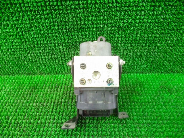 【中古】中古部品 バモス HM1 ABSｱｸﾁｭｴｰﾀｰ 【3330210100-000038038542500】