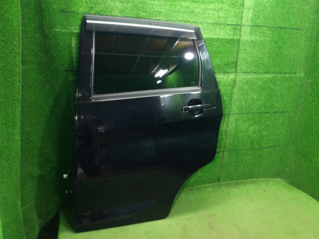 【中古】中古部品 ｅＫカスタム B11W 左ﾘｱﾄﾞｱ 【3330420100-260207000113400】