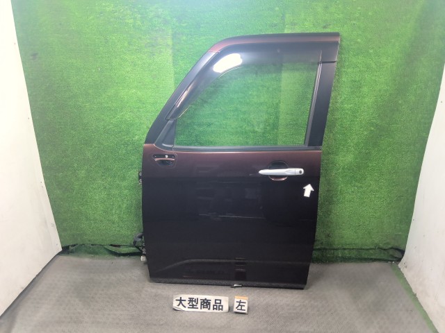 【中古】中古部品 タンク M910A 左ﾌﾛﾝﾄﾄﾞｱ 【3330990700-202512000113200】