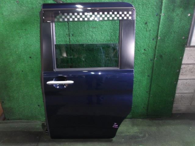 【中古】中古部品 タント L375S 左ﾘｱﾄﾞｱ 【3340220100-000227007413400】