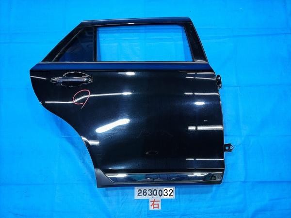 【中古】中古部品 レガシィ BS9 右リアドア 【3310040100-000263003213300】|e-cleマート