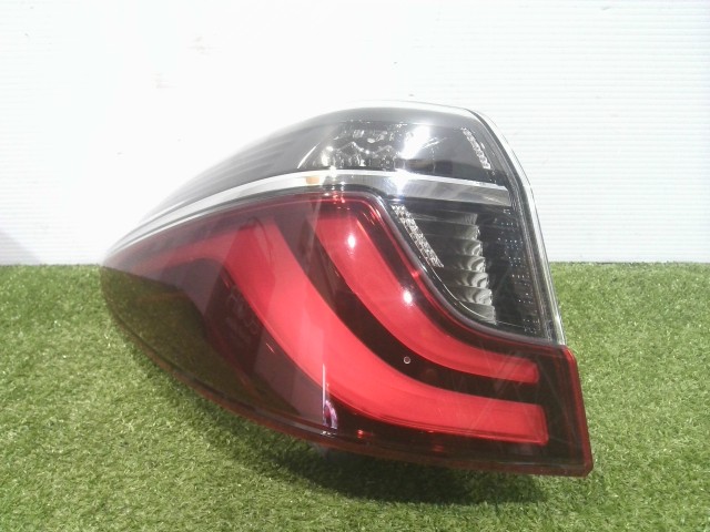 【中古】中古部品 シャトル GP7 左ﾃｰﾙﾗﾝﾌﾟ 【3310090100-202602075015600】