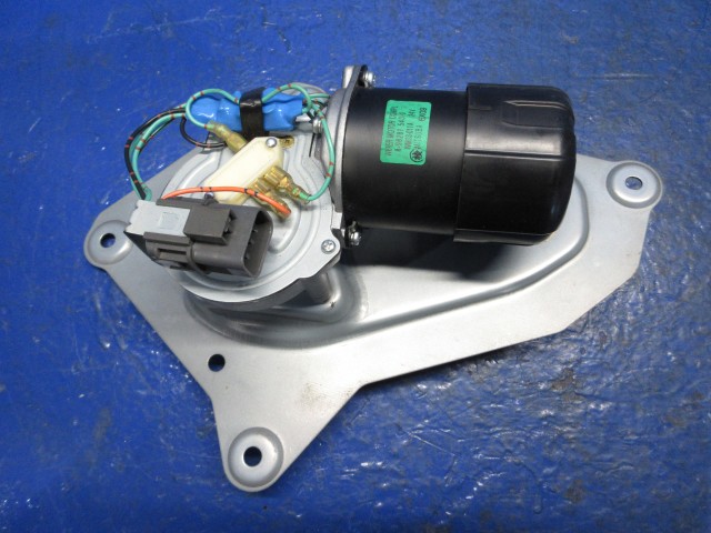【中古】中古部品 いすゞ大型車 CXG77A ﾌﾛﾝﾄﾜｲﾊﾟｰﾓｰﾀｰ 【3310270100-000015218261600】