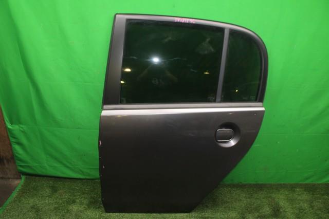 【中古】中古部品 ライフ JB7 左ﾘｱﾄﾞｱ 【3330950100-000058281513400】