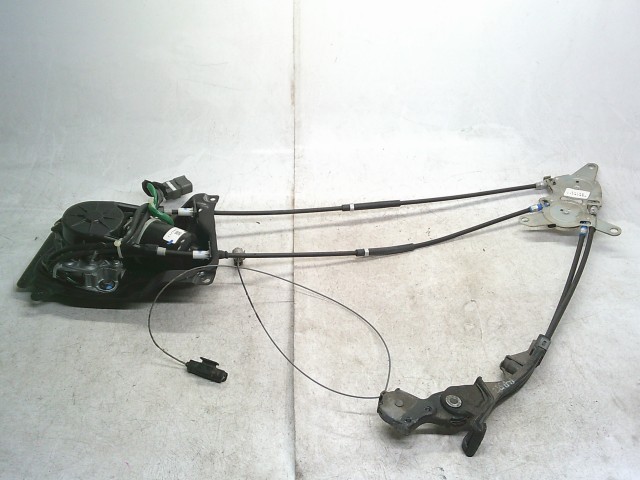【中古】中古部品 ヴォクシー AZR60G 右ﾊﾟﾜｰｽﾗｲﾄﾞﾄﾞｱﾓｰﾀｰ 【3330990500-260226000164650】 15,710円