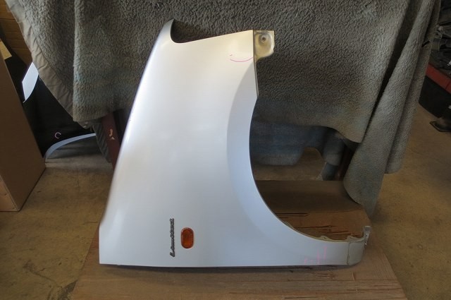 【中古】中古部品 ワゴンＲ MC22S 右ﾌﾛﾝﾄﾌｪﾝﾀﾞｰ 【3340180100-260226000110600】