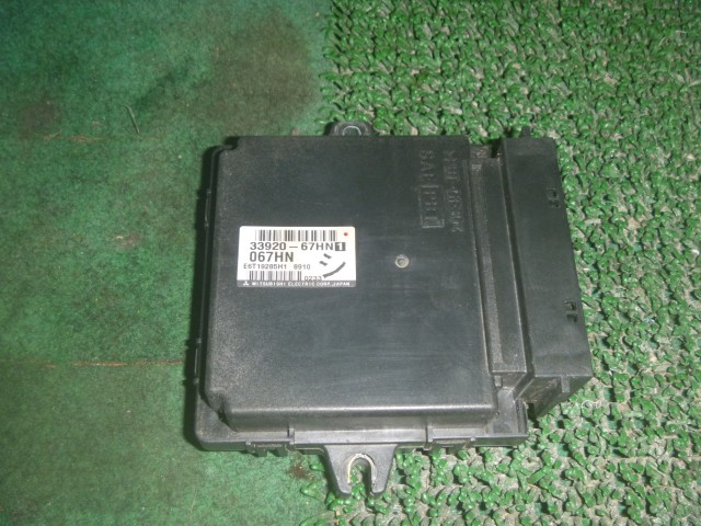 【中古】中古部品 キャリィ DA63T ｴﾝｼﾞﾝｺﾝﾋﾟｭｰﾀｰ 【3330370100-000263003363100】