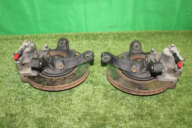 【中古】中古部品 スイフト ZC72S 左ﾌﾛﾝﾄﾅｯｸﾙﾊﾌﾞ 【3330950100-000058291544340】