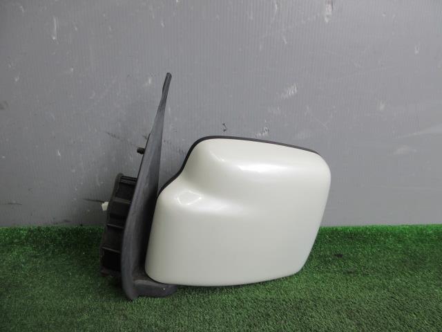 【中古】中古部品 エブリィ DA64W 左ｻｲﾄﾞﾐﾗｰ 【3330560100-260228000713600】