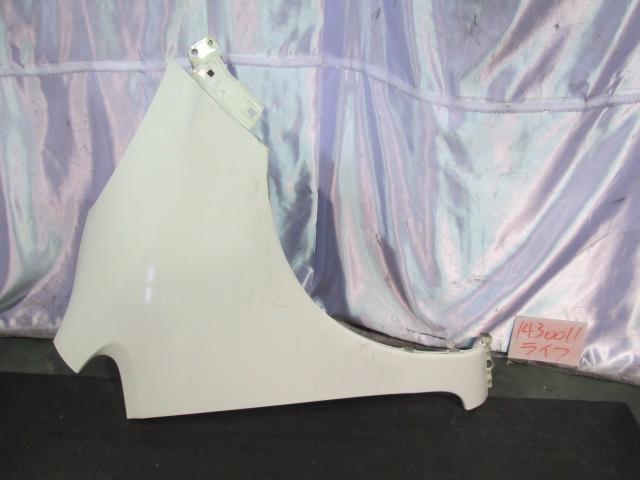 【中古】中古部品 ライフ JB5 右ﾌﾛﾝﾄﾌｪﾝﾀﾞｰ 【3310220100-001064639410600】