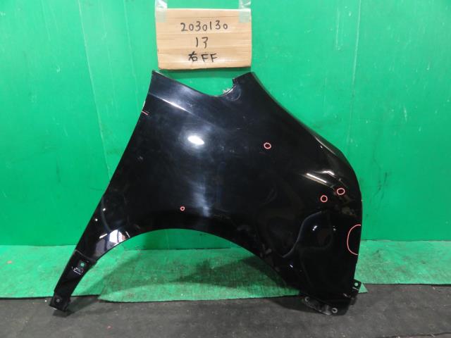 【中古】中古部品 ノア ZRR70W 右ﾌﾛﾝﾄﾌｪﾝﾀﾞｰ 【3310220100-001590087110600】