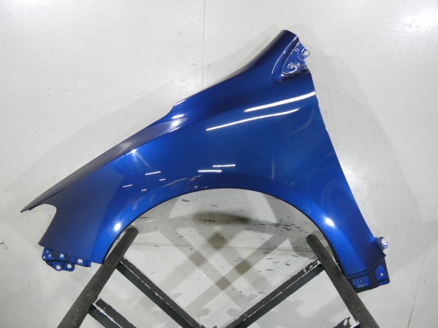 【中古】中古部品 レヴォーグ VM4 左ﾌﾛﾝﾄﾌｪﾝﾀﾞｰ 【3260250000-000026009710700】