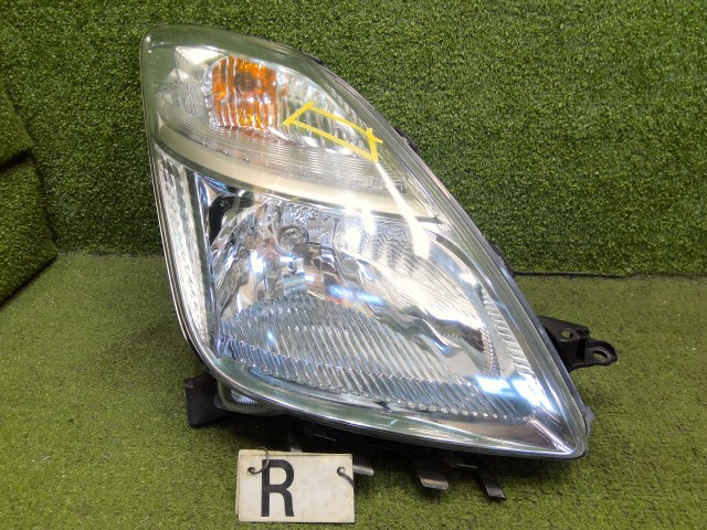 【中古】中古部品 プリウス NHW20 右ﾍｯﾄﾞﾗﾝﾌﾟ 【3330200100-252318000010800】