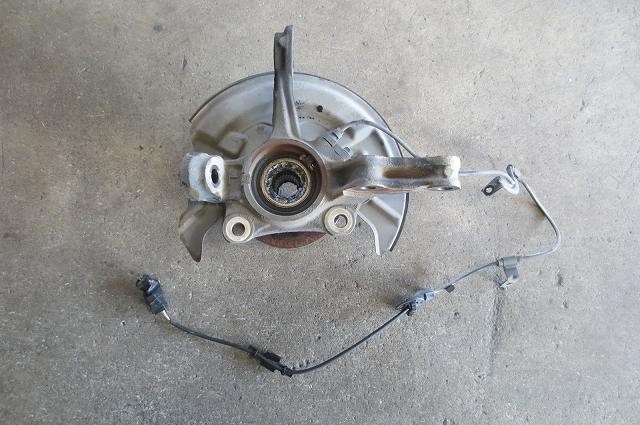 【中古】中古部品 タント L375S 左ﾌﾛﾝﾄﾅｯｸﾙﾊﾌﾞ 【3340180100-260302000144340】