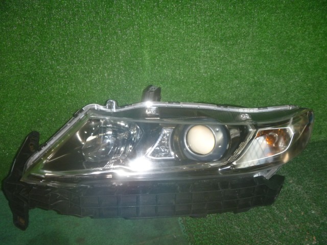 【中古】中古部品 オデッセイ RB4 左ﾍｯﾄﾞﾗﾝﾌﾟ 【3330370100-000263003410900】