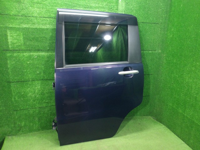 【中古】中古部品 ルクラ L465F 左リアドア 【3330420100-260221000113400】