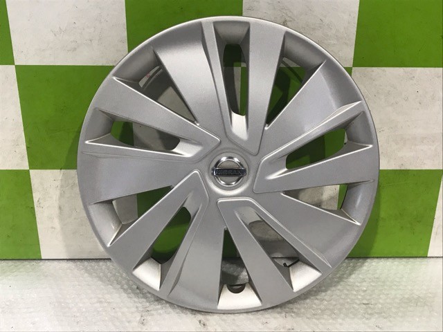 【中古】中古部品 デイズルークス B21A ﾎｲｰﾙｷｬｯﾌﾟ 【3330530100-000005518947220】