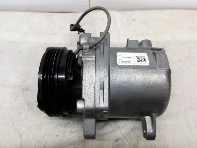 【中古】中古部品 ワゴンＲ MH23S A/Cｺﾝﾌﾟﾚｯｻｰ 【3310550000-260228001460700】
