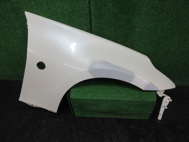 【中古】再生部品 フェアレディZ Z34 右ﾌﾛﾝﾄﾌｪﾝﾀﾞｰ 【3380010000-260305500410600】