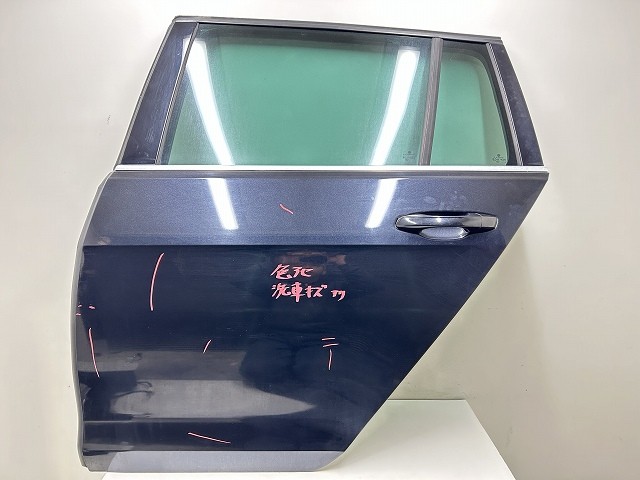 【中古】中古部品 VW ゴルフヴァリアント AUCJZ 左ﾘｱﾄﾞｱ 【3310070100-000090773213400】