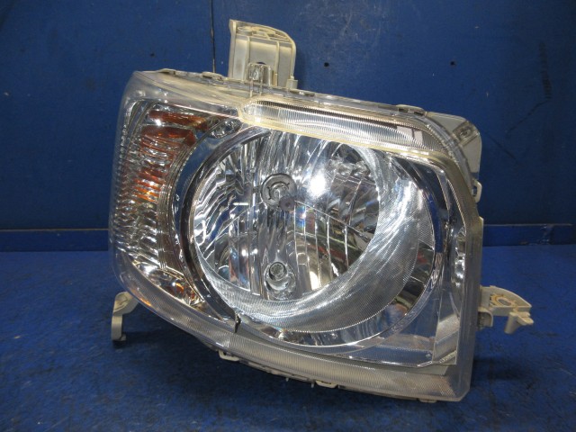 【中古】中古部品 Ｎ－ＢＯＸ JF1 右ﾍｯﾄﾞﾗﾝﾌﾟ 【3310270100-000015248010800】 6,665円