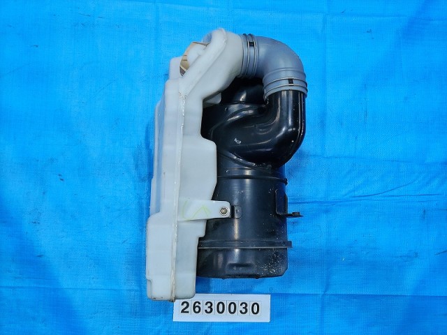 【中古】中古部品 ハイエース RZH101G ｴｱｸﾘｰﾅｰ 【3310040100-000263003029050】