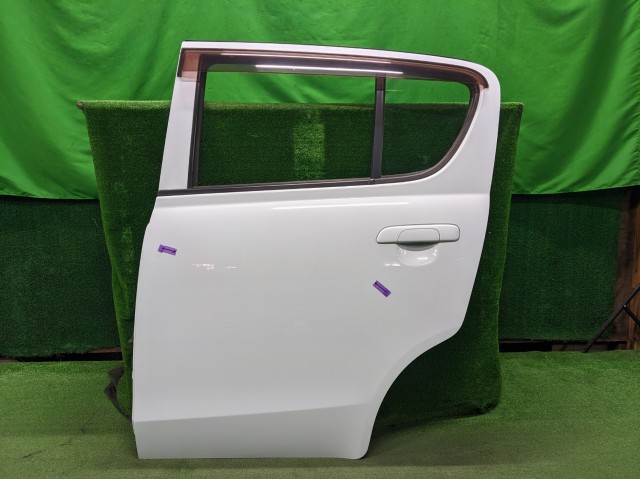 【中古】中古部品 アルト HA35S 左ﾘｱﾄﾞｱ 【3310200100-000022646513400】