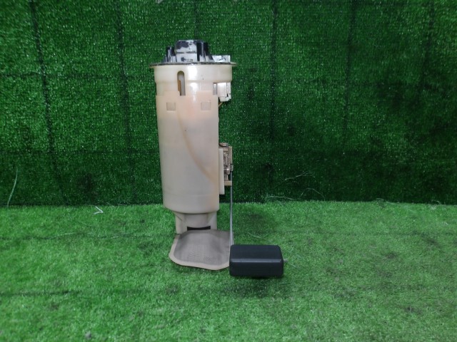 【中古】中古部品 アルト HA24S ﾌｭｰｴﾙﾎﾟﾝﾌﾟ 【3330420100-260227000320600】
