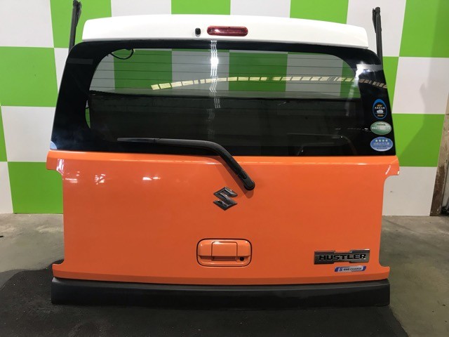 【中古】中古部品 ハスラー MR41S ﾊﾞｯｸﾄﾞｱ 【3330530100-000005524415800】｜e-cleマート