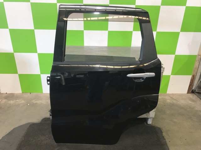 【中古】中古部品 ムーヴ LA150S 左ﾘｱﾄﾞｱ 【3330530100-000005522613400】