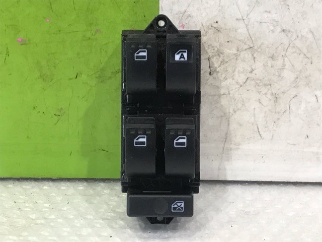 【中古】中古部品 タント LA600S ﾊﾟﾜｰｳｲﾝﾄﾞｳｽｲｯﾁ 【3330530100-000005528961900】