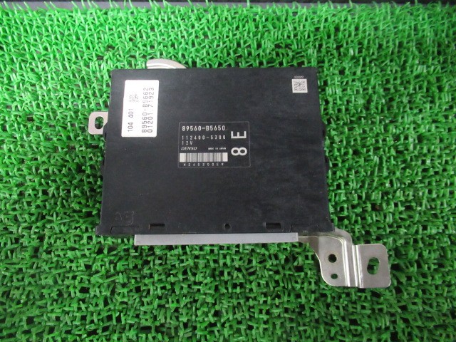 【中古】中古部品 ハイゼット S211P ｴﾝｼﾞﾝｺﾝﾋﾟｭｰﾀｰ 【3330540100-260128000563100】