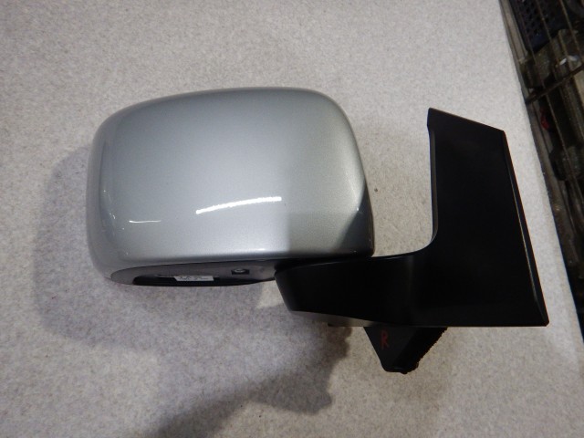 【中古】中古部品 ワゴンＲ MH34S 右ｻｲﾄﾞﾐﾗｰ 【3330810100-260306000613500】