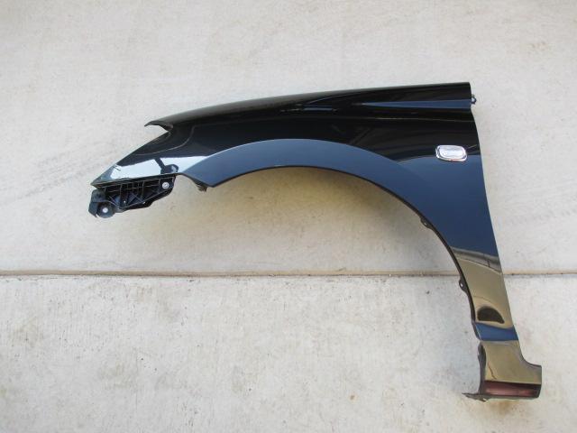 【中古】中古部品 カルディナ ZZT241W 左ﾌﾛﾝﾄﾌｪﾝﾀﾞｰ 【3330920100-001050813110700】