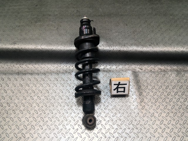 【中古】中古部品 ストリーム RN8 右ﾘｱｽﾄﾗｯﾄ 【3330990700-202602004250310】