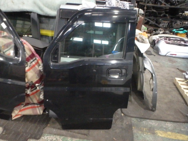 【中古】中古部品 エブリィ DA17V 左フロントドア 【3331010800-000024022413200】|e-cleマート