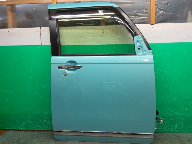 【中古】中古部品 ムーヴキャンバス LA800S 右ﾌﾛﾝﾄﾄﾞｱ 【3260310000-260305000213100】