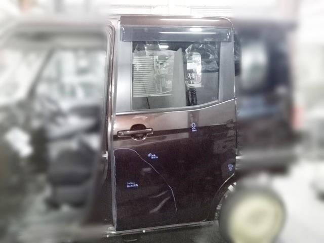 【中古】中古部品 デイズルークス B21A 左ﾘｱﾄﾞｱ 【3310050100-250129000113400】